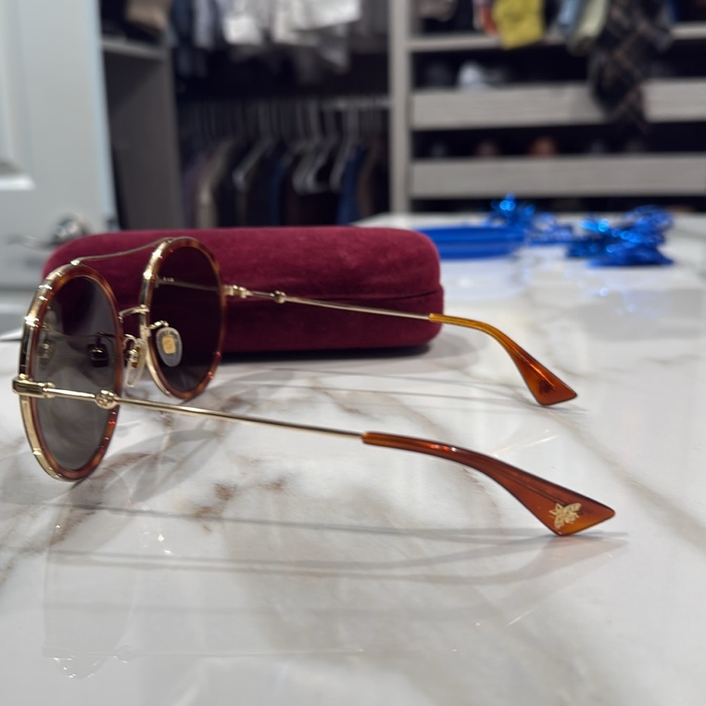 Gucci sunglasses - Picture 3 of 4